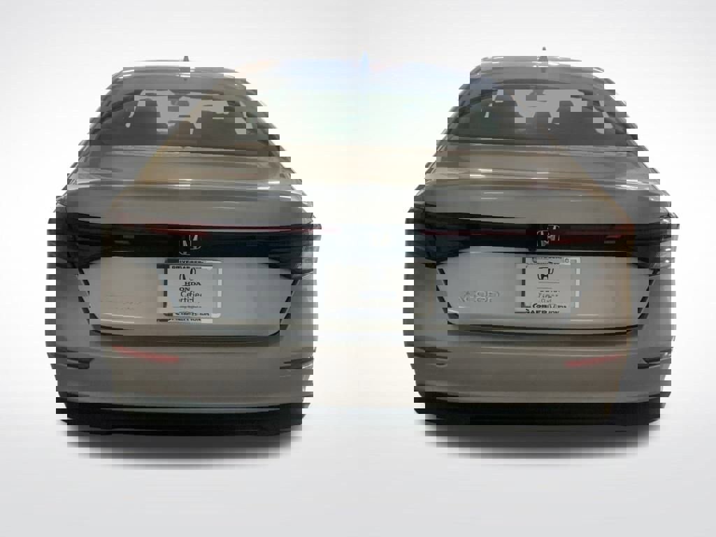 Used 2024 Honda Accord EX image 6