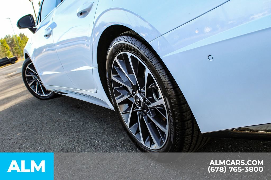 Used 2022 Hyundai Sonata Limited image 15