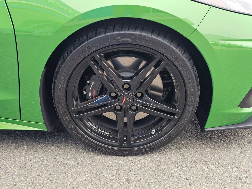 New 2026 Chevrolet Corvette Stingray Coupe w/ Z51 Performance Package RWD image 9