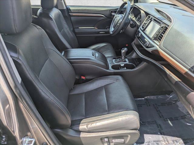 Used 2016 Toyota Highlander Limited Platinum AWD/4WD image 20