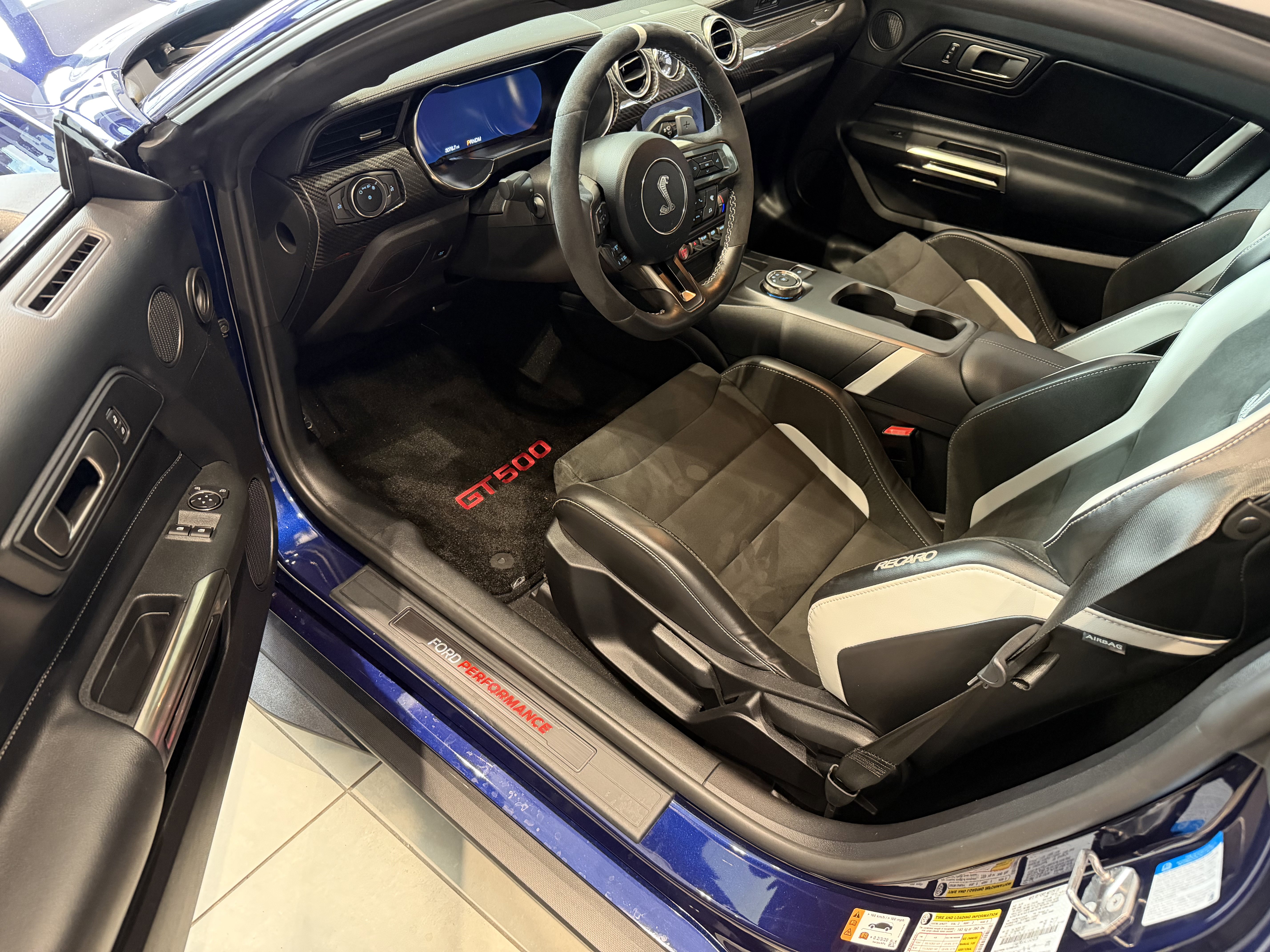 Used 2020 Ford Mustang Shelby GT500 w/ Carbon Fiber Track Pack image 2