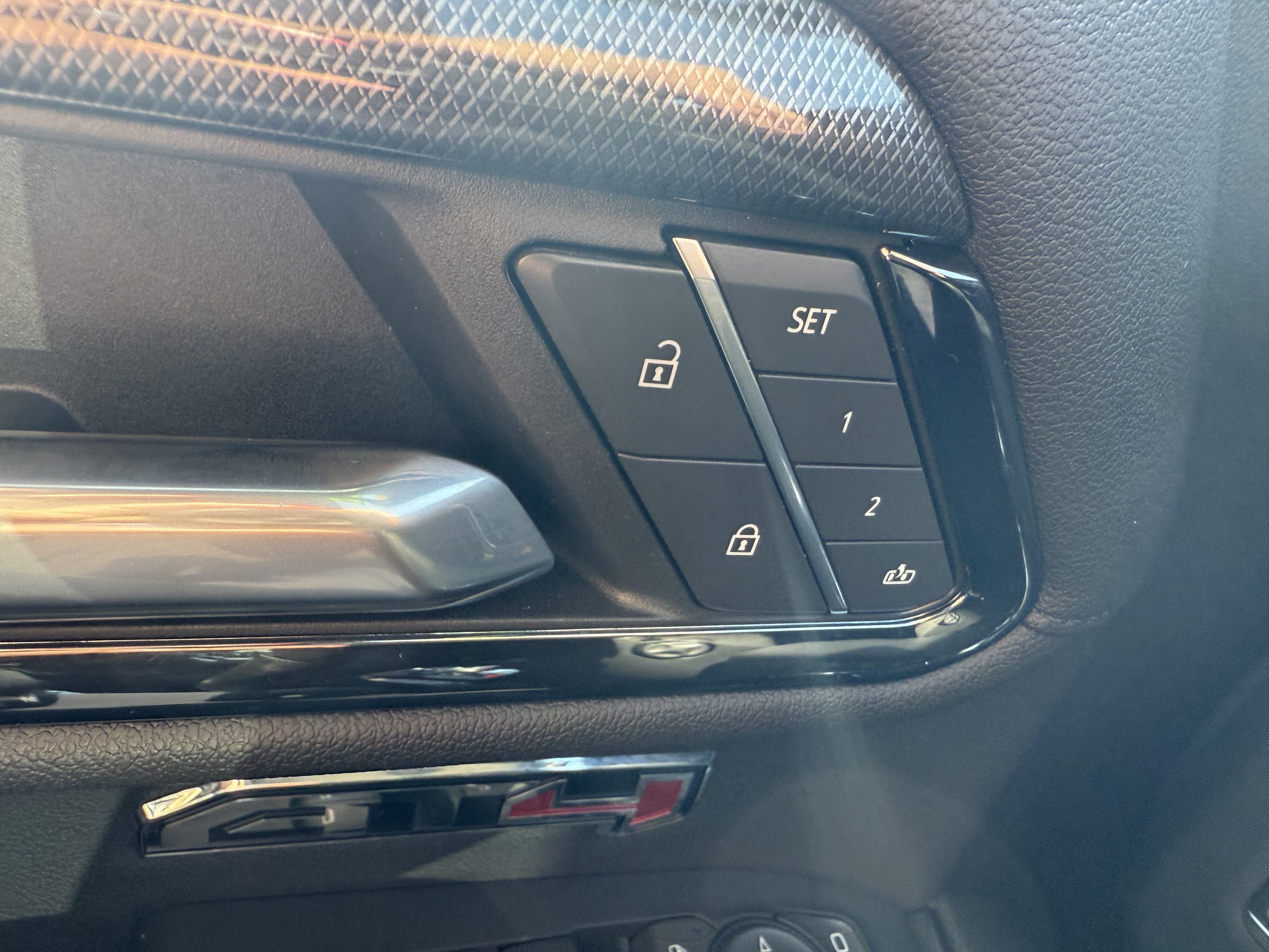 Used 2022 GMC Sierra 1500 AT4 w/ AT4 Premium Package AWD/4WD image 42