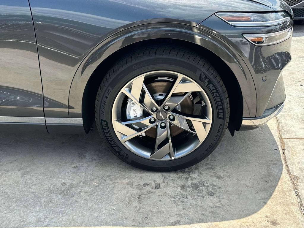 New 2025 Genesis Electrified GV70 w/ Prestige Package AWD/4WD image 4