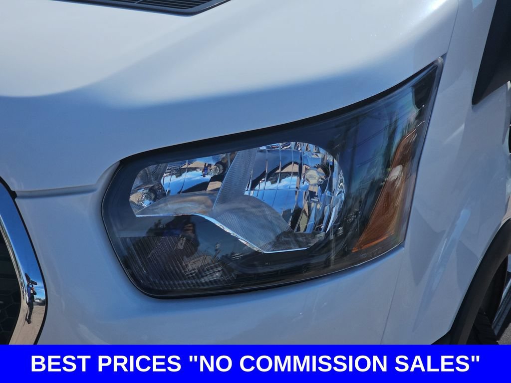 Used 2025 Ford Transit 250 Low Roof w/ Exterior Upgrade Package RWD image 31
