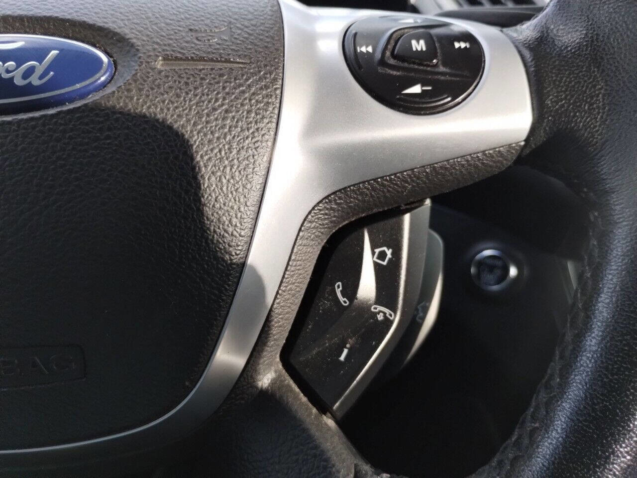 Used 2014 Ford Escape Titanium w/ Equipment Group 401A AWD/4WD image 53