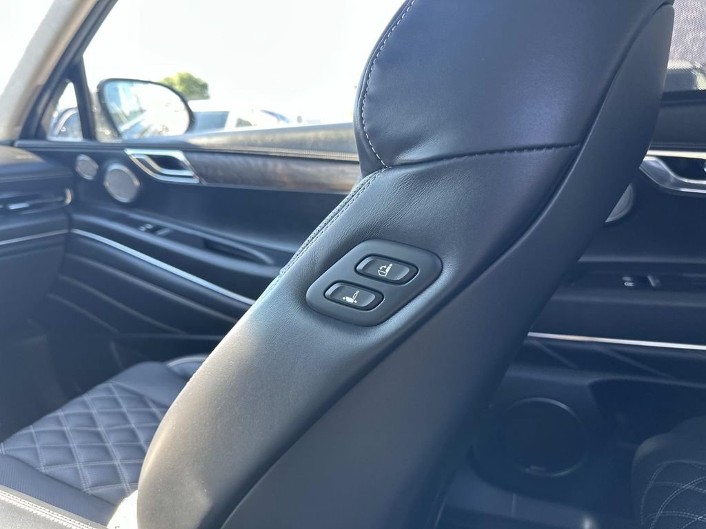 Used 2024 Genesis GV80 3.5T Advanced AWD/4WD image 35