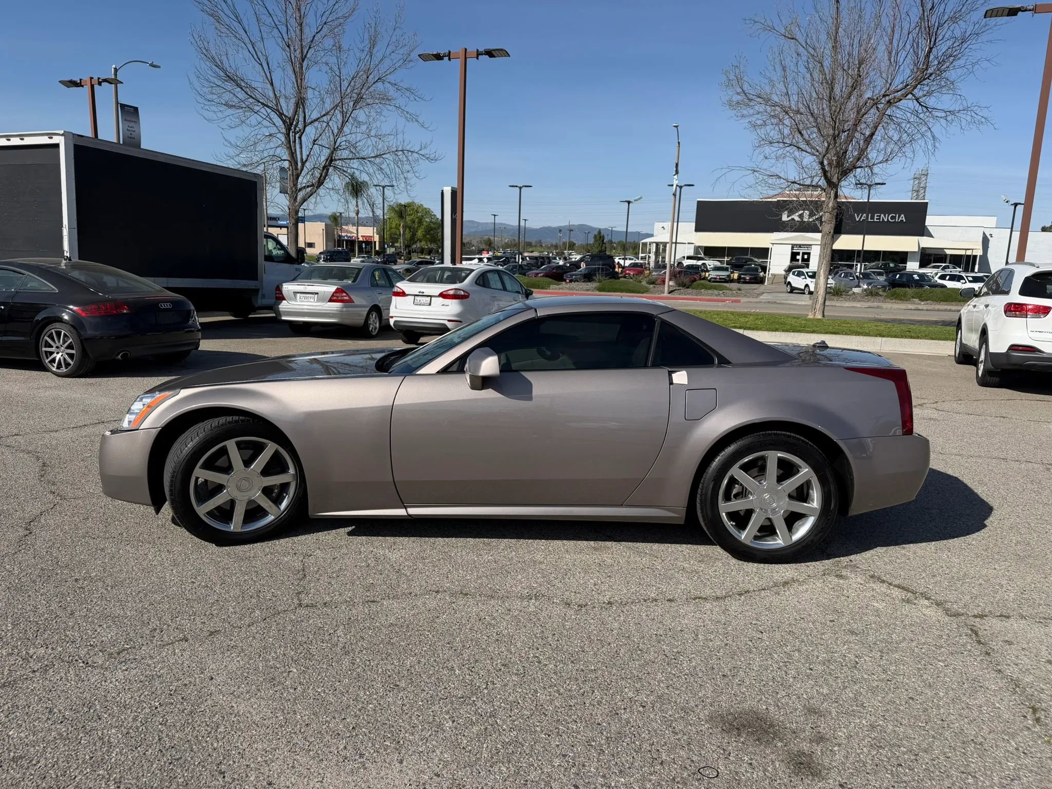 Used 2005 Cadillac XLR Convertible 2D image 7