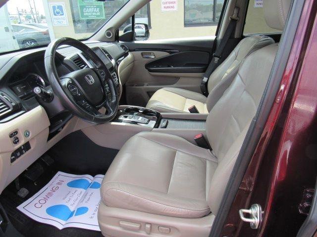 Used 2016 Honda Pilot Touring image 16