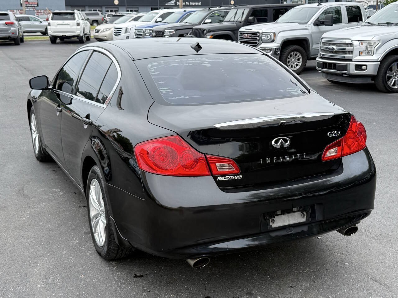 Used 2011 INFINITI G25 x w/ Moonroof Pkg AWD/4WD image 3