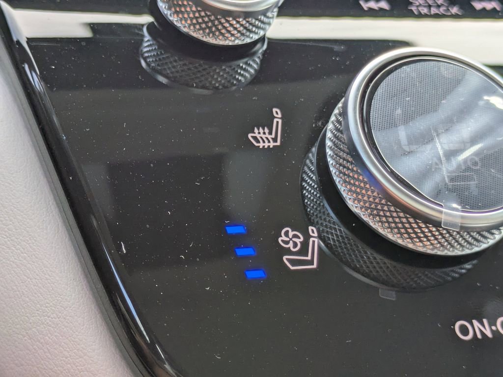 New 2026 INFINITI QX60 Luxe w/ Cargo Package image 27