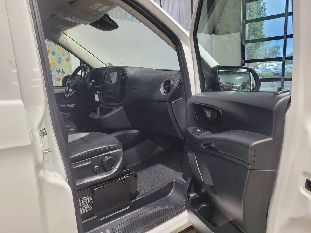 Used 2022 Mercedes-Benz Metris image 31