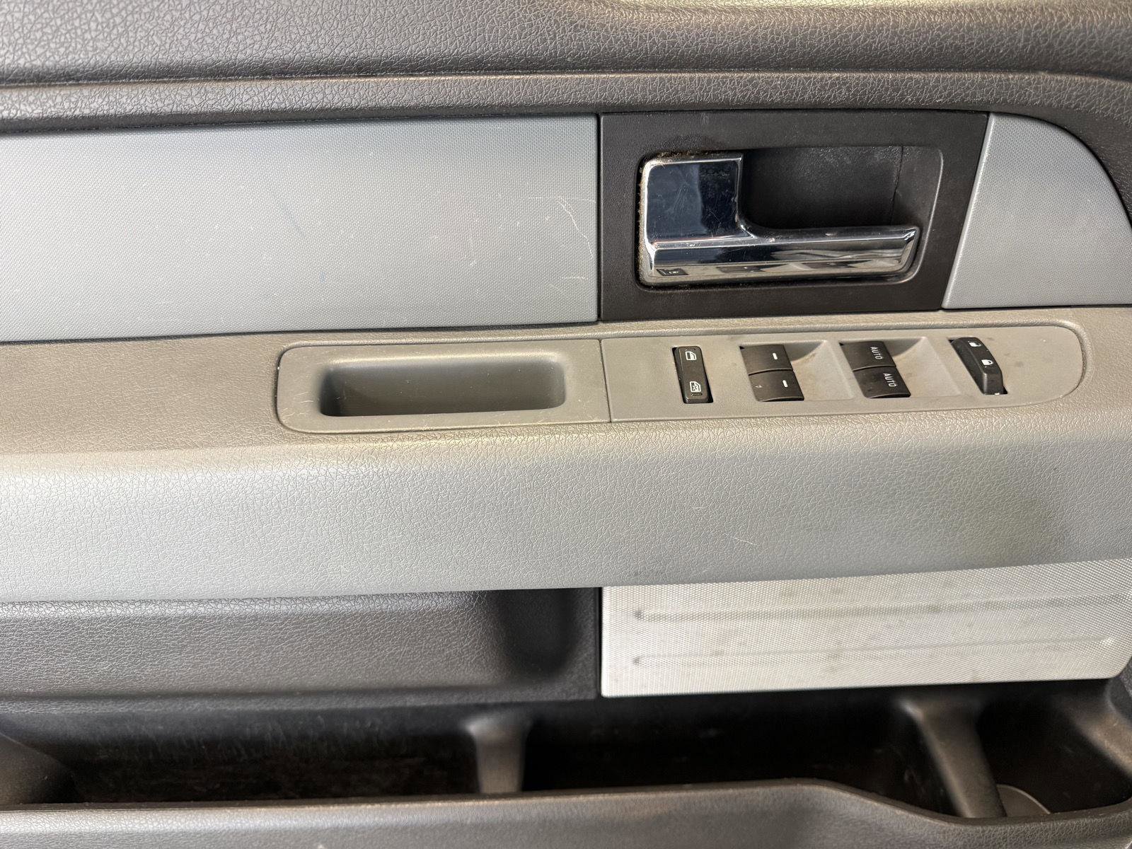 Used 2014 Ford F150 XLT w/ Equipment Group 302A Luxury image 21