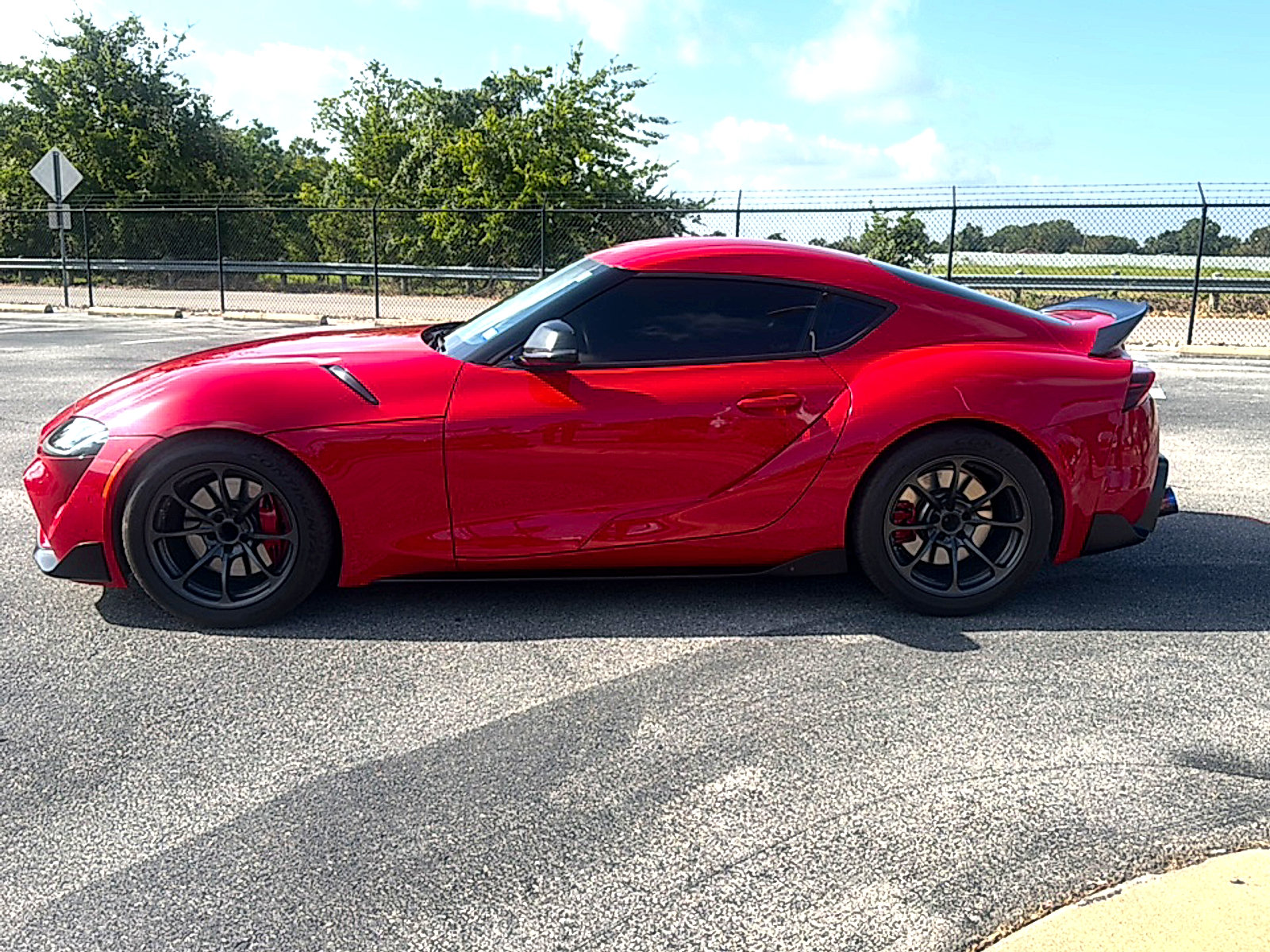 Used 2020 Toyota Supra Premium w/ Driver Assist Package RWD image 4