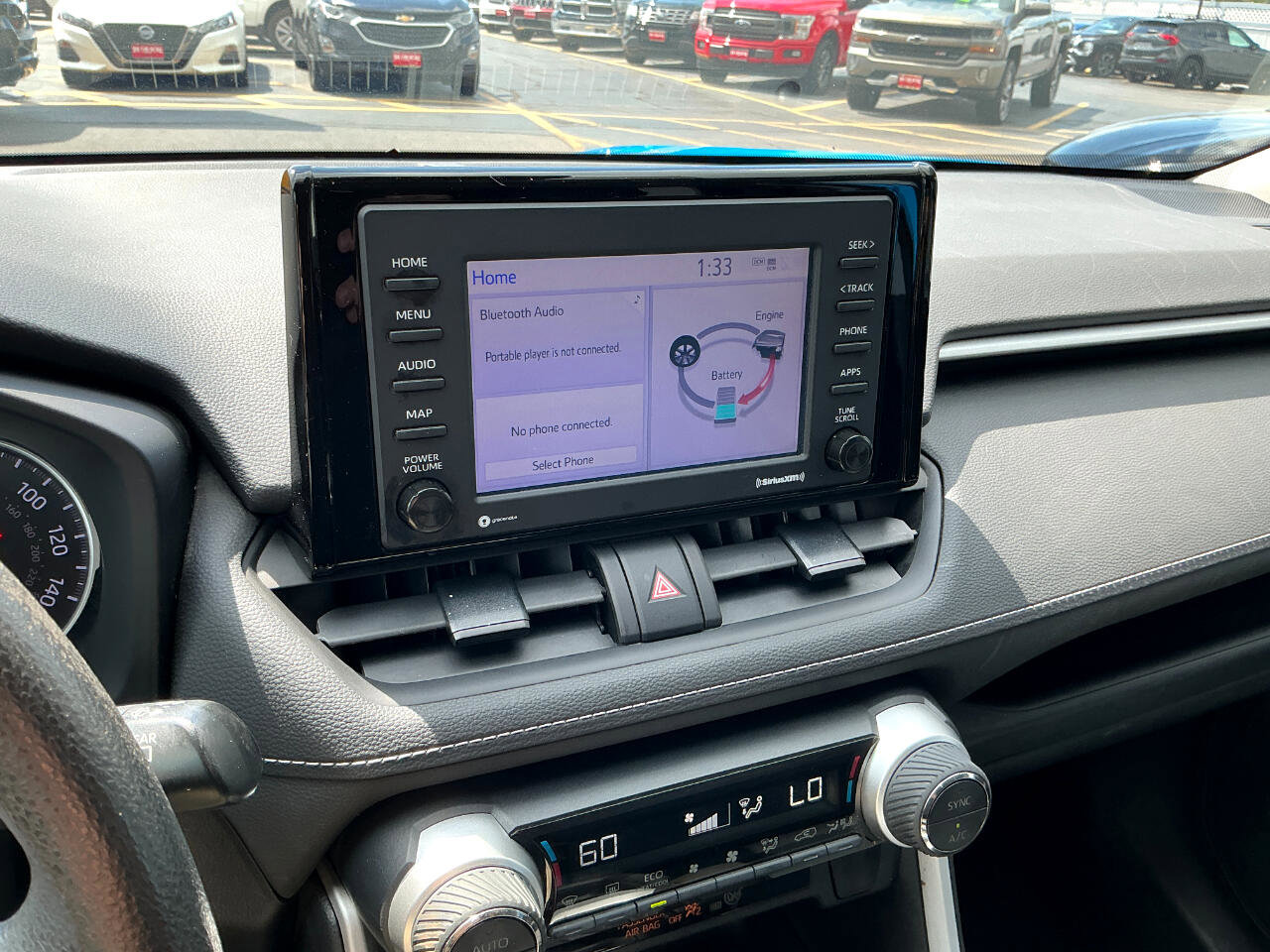 Used 2021 Toyota RAV4 LE image 13