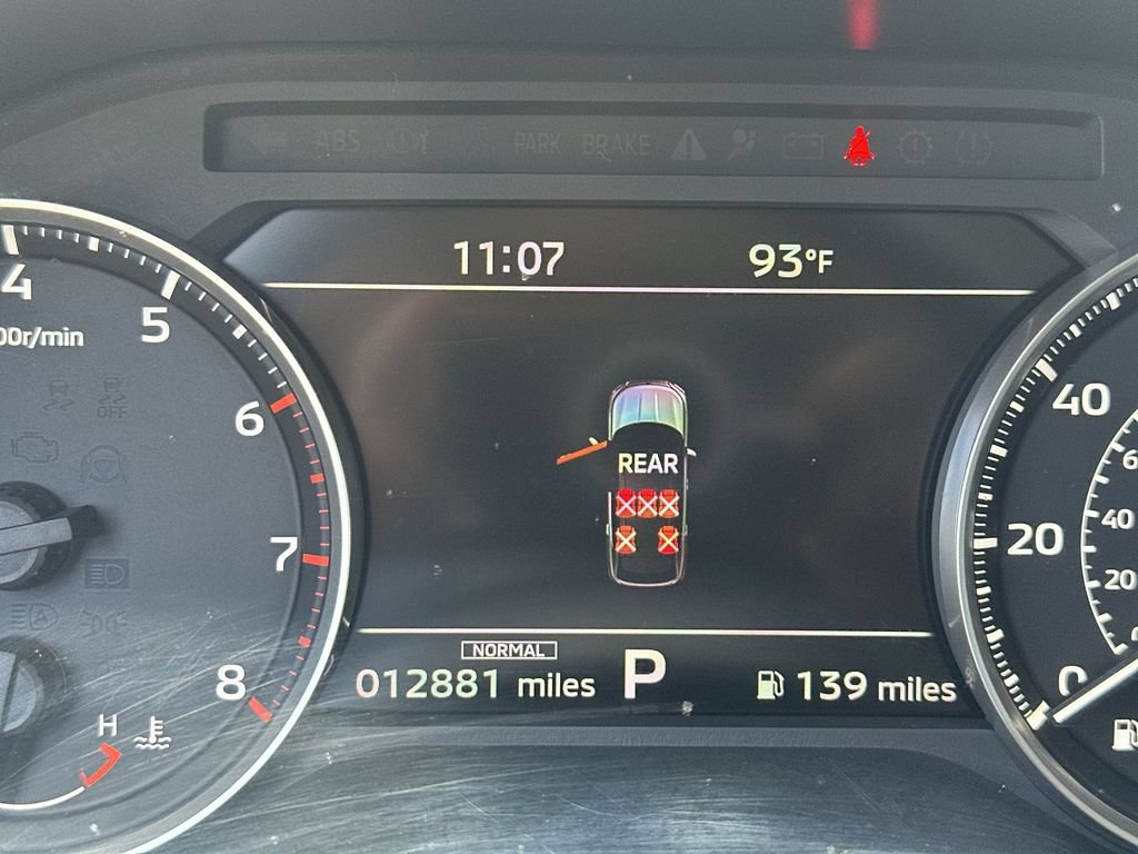 Used 2025 Mitsubishi Outlander SE FWD image 25