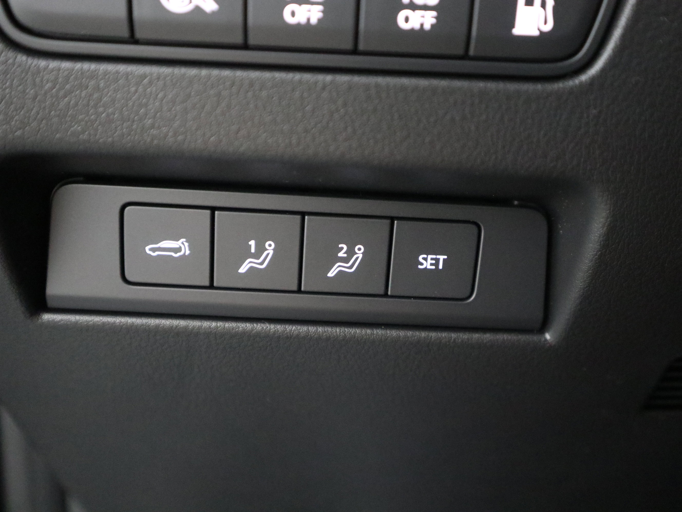 New 2026 MAZDA CX-90 Plug-In Hybrid w/ Preferred AWD/4WD image 30