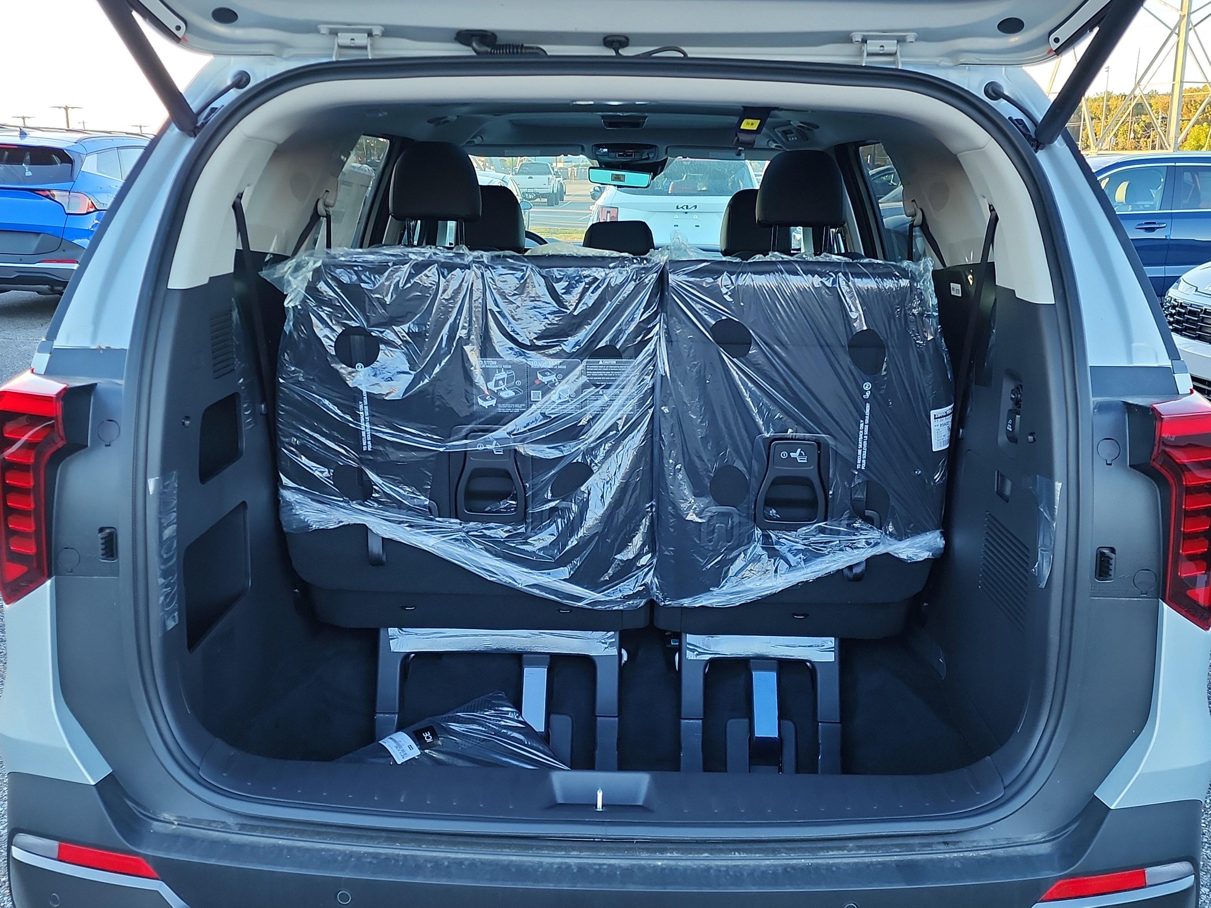 New 2026 Kia Carnival SX Prestige image 4