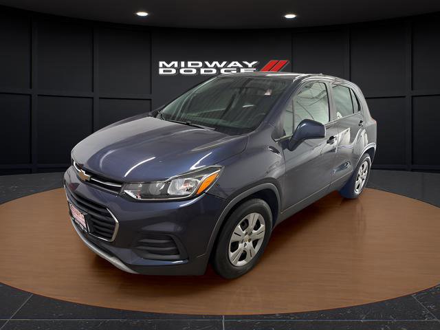 Used 2018 Chevrolet Trax LS image 2