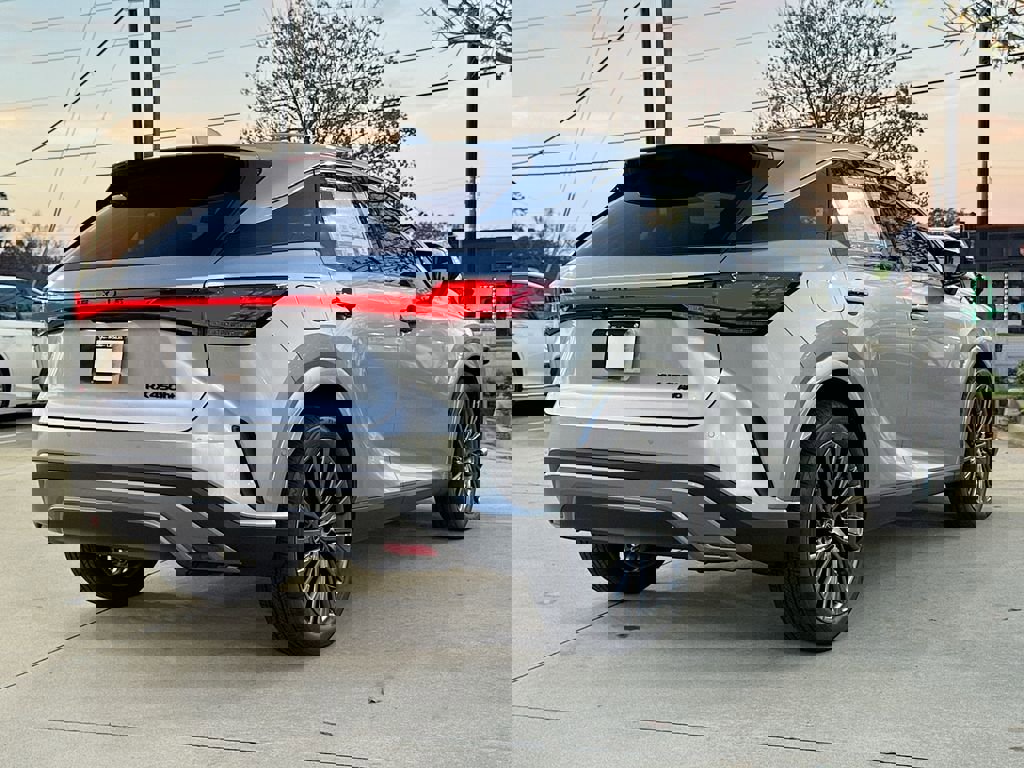 New 2026 Lexus RX 450h AWD image 8
