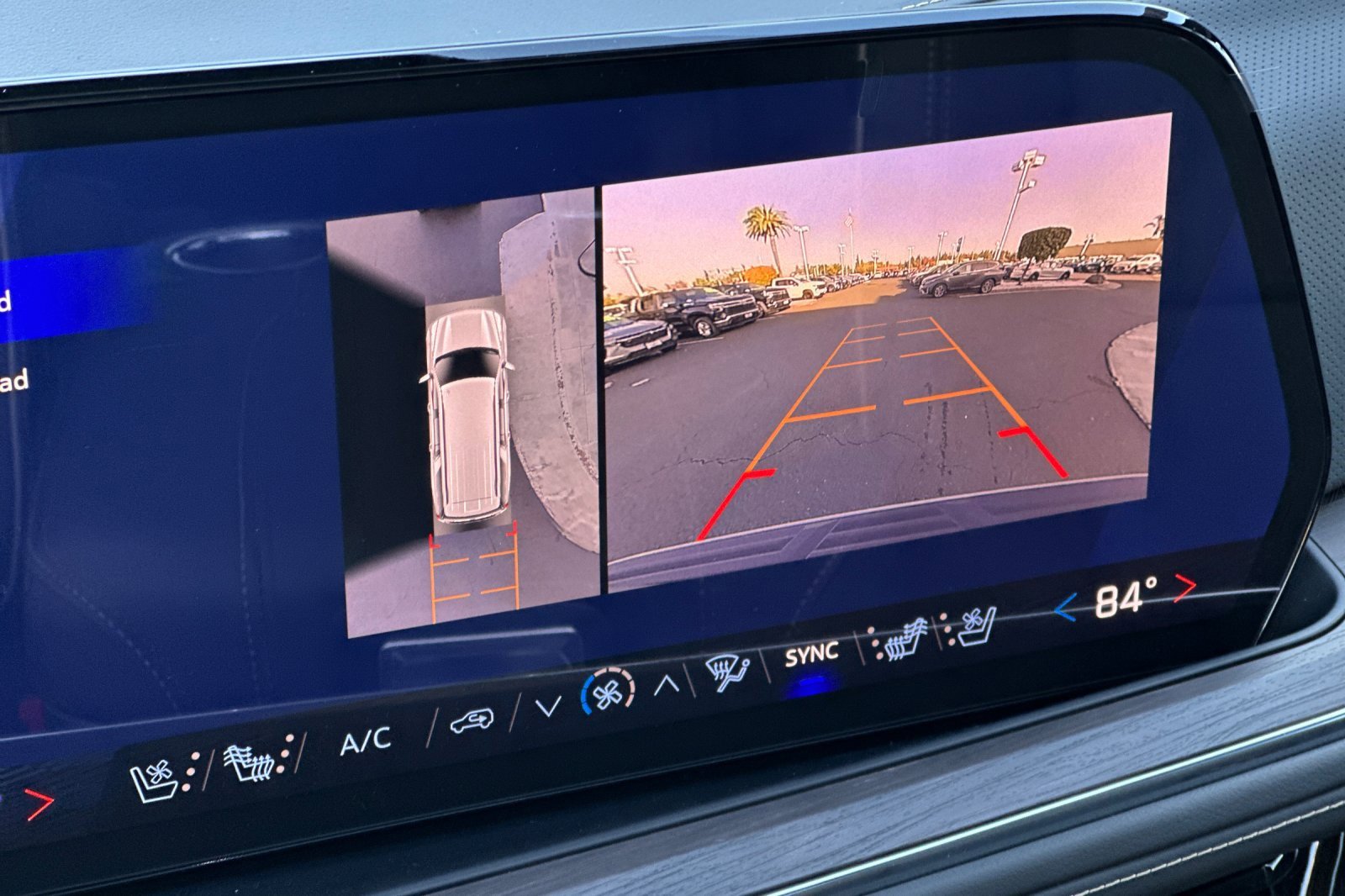 New 2026 Chevrolet Suburban Premier image 25