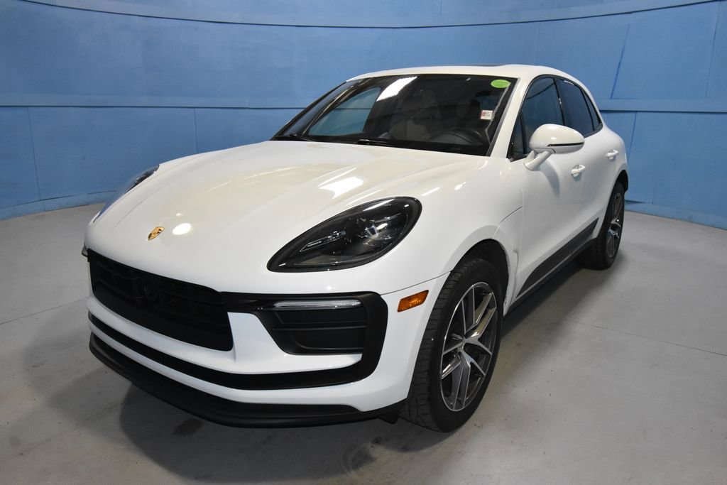 Used 2022 Porsche Macan image 1