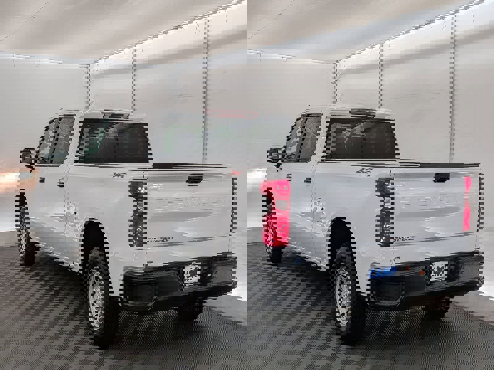 Used 2025 Chevrolet Silverado 1500 W/T w/ WT Value Package image 4