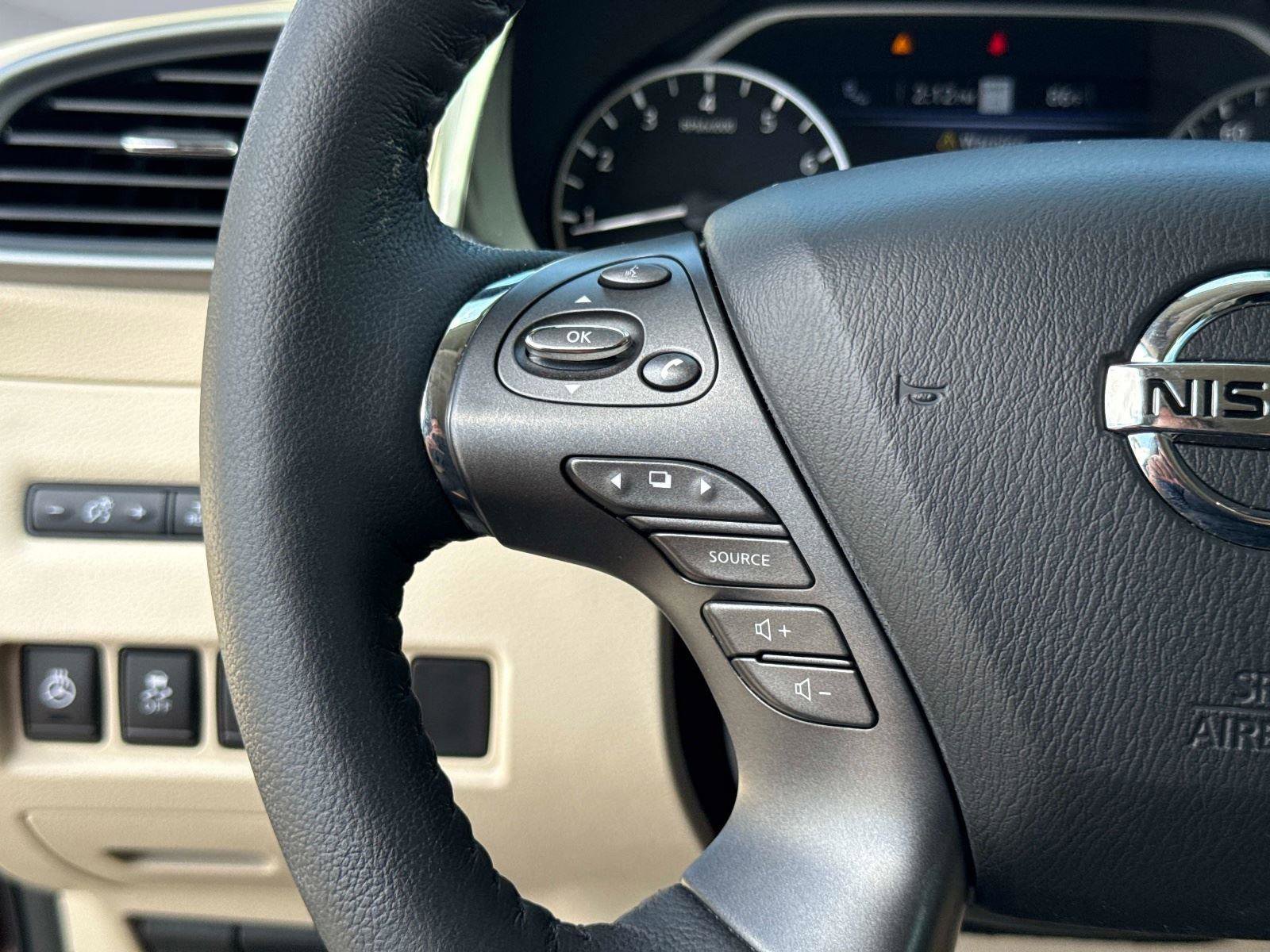 Used 2022 Nissan Murano SL w/ Cargo Package image 32