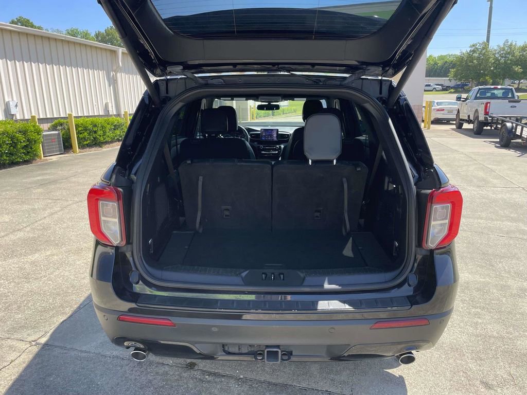 Certified 2023 Ford Explorer ST-Line w/ Class IV Trailer Tow Package RWD image 10
