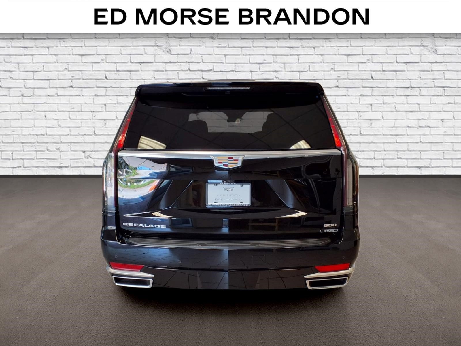 Certified 2023 Cadillac Escalade Premium Luxury RWD image 4