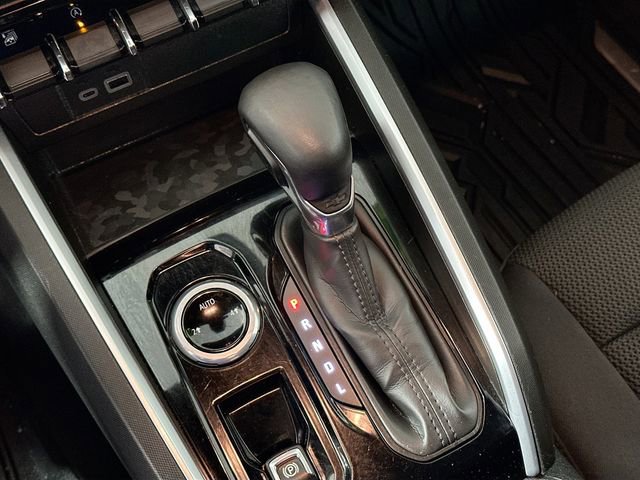 Used 2023 Chevrolet Colorado LT w/ LPO, Pro Essentials Package image 14