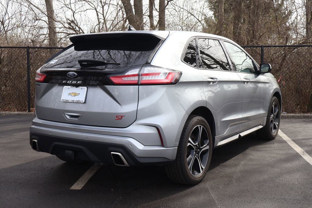 Used 2023 Ford Edge ST image 8