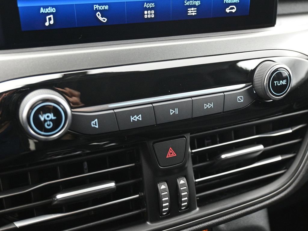 New 2025 Ford Escape Active image 16