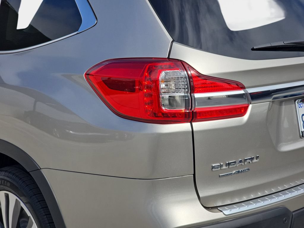 Used 2019 Subaru Ascent Limited AWD/4WD image 38