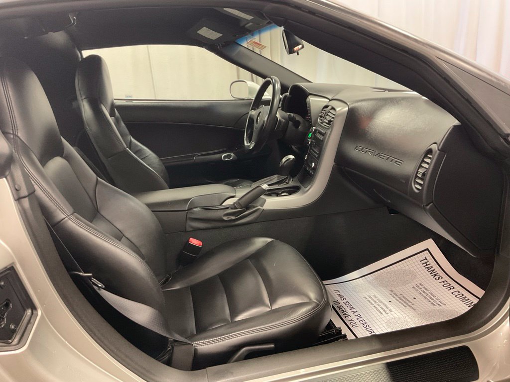 Used 2006 Chevrolet Corvette Coupe RWD image 10