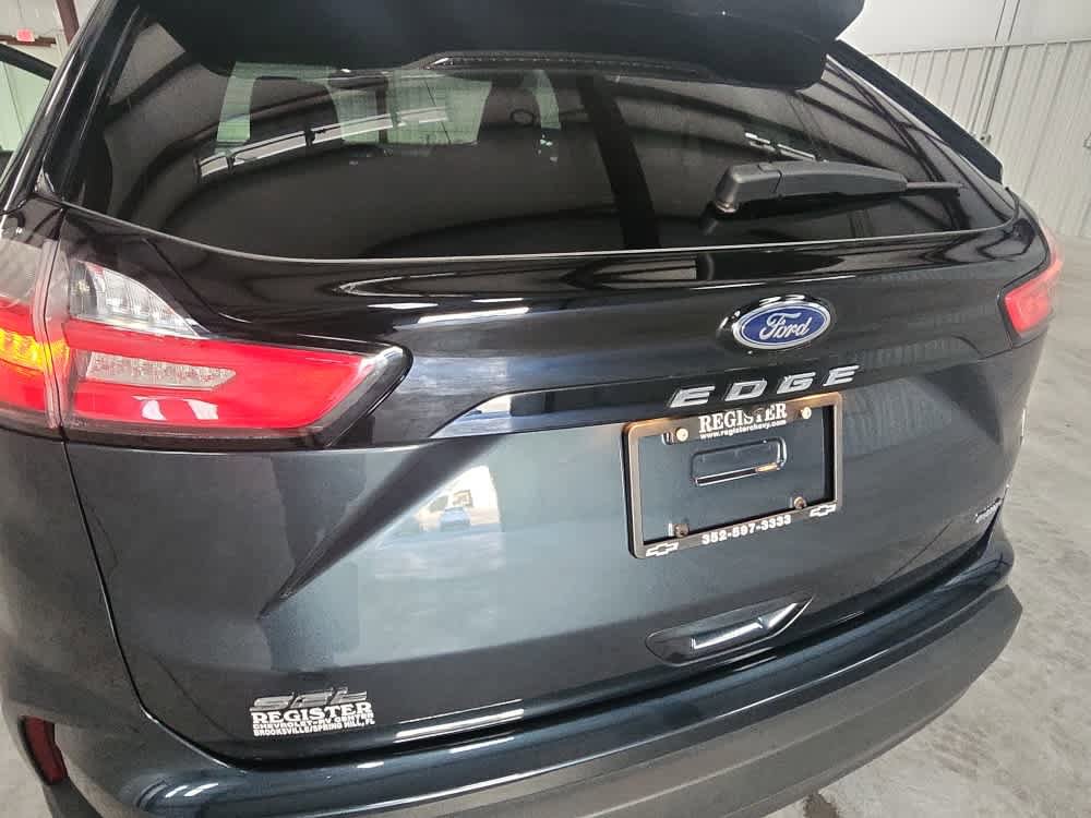 Used 2024 Ford Edge SEL w/ Sport Appearance Package image 27