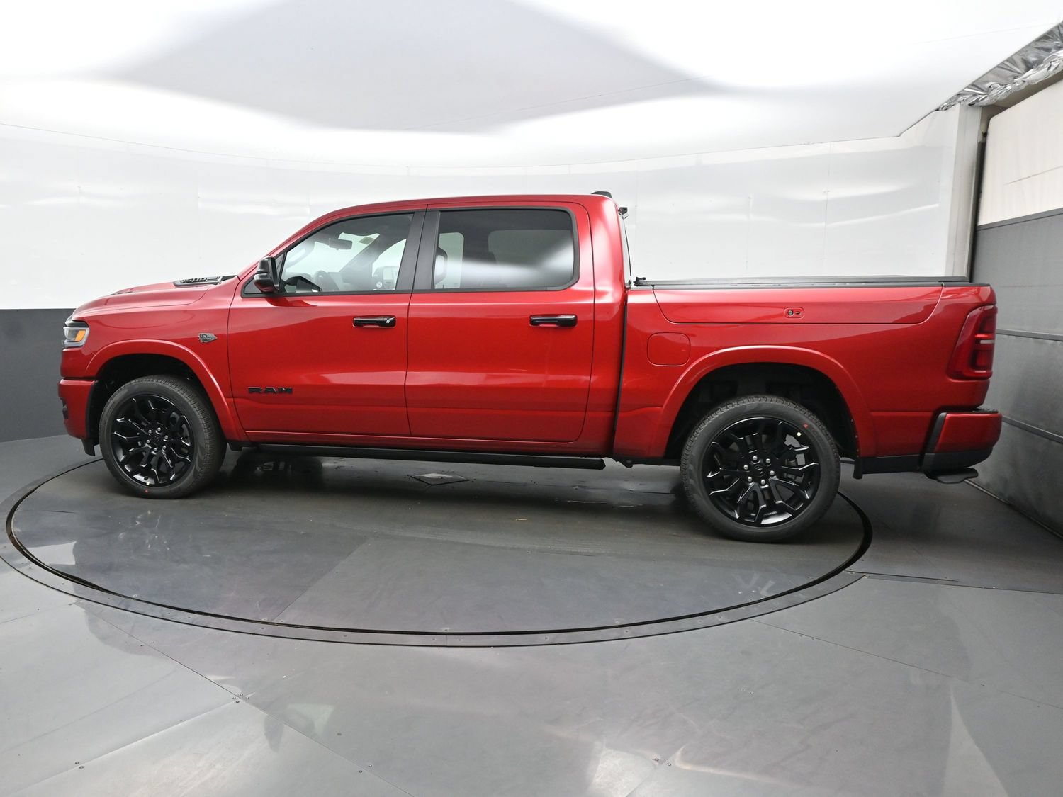 New 2027 RAM 1500 Limited AWD/4WD image 4