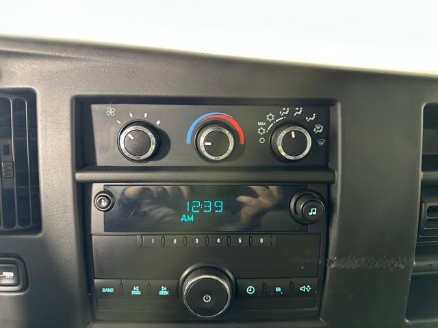 Used 2013 Chevrolet Express 1500 AWD image 22