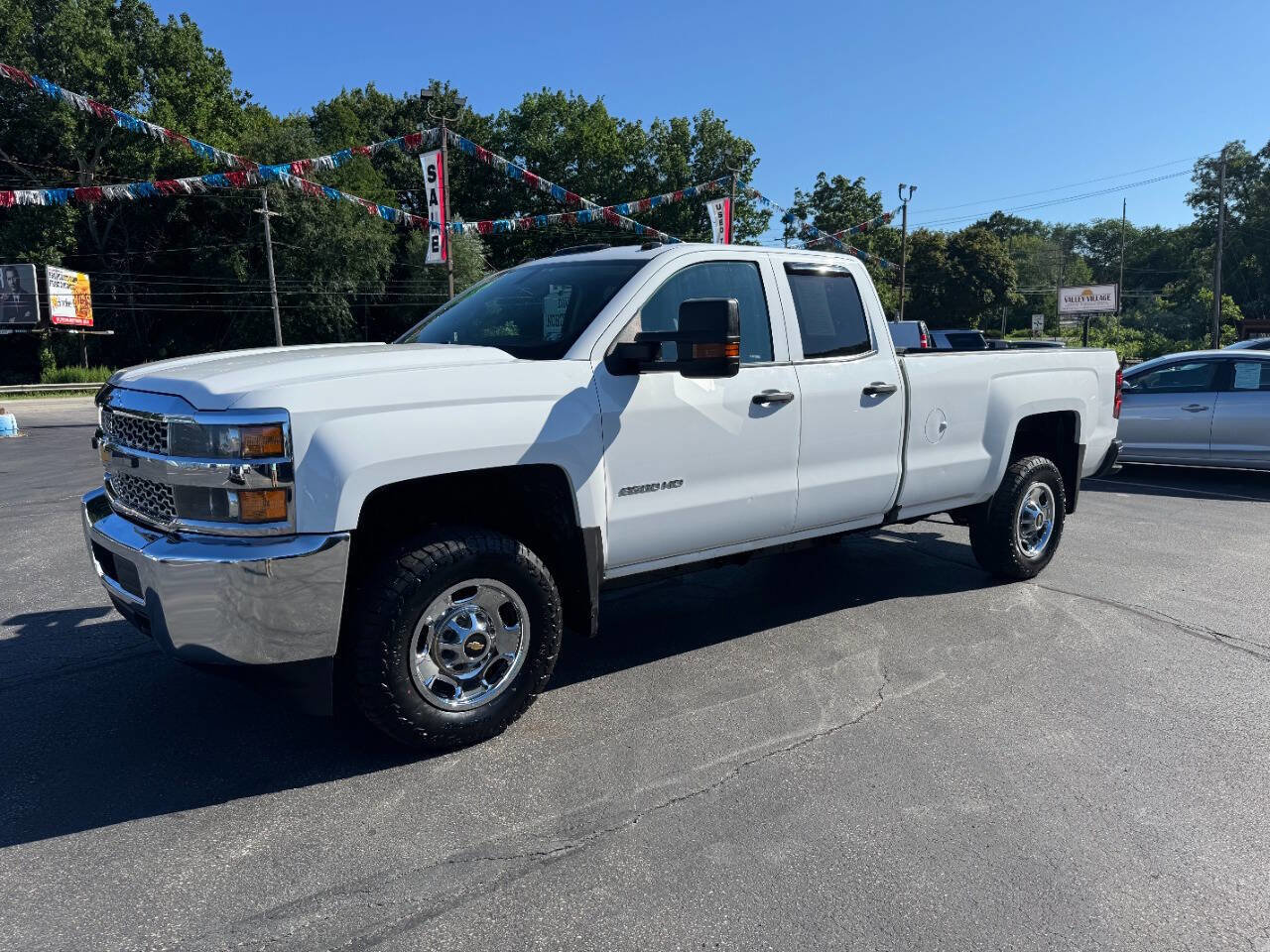 Used 2019 Chevrolet Silverado 2500 W/T w/ WT Convenience Package image 4