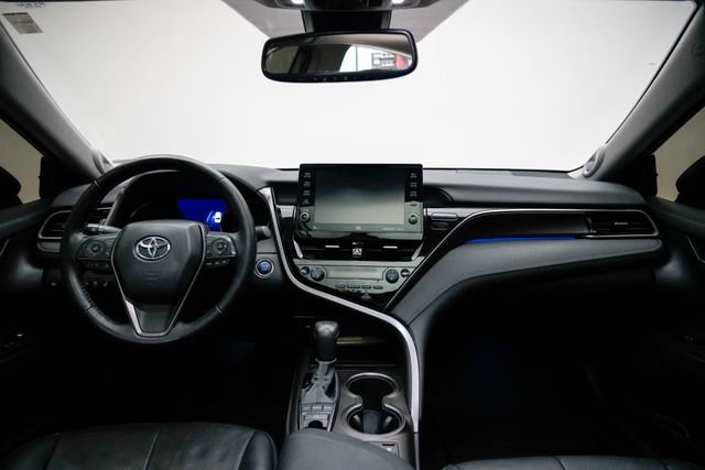 Used 2021 Toyota Camry XSE w/ Navigation Package AWD/4WD image 16