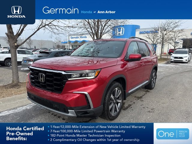 Certified 2025 Honda Pilot Touring image 1