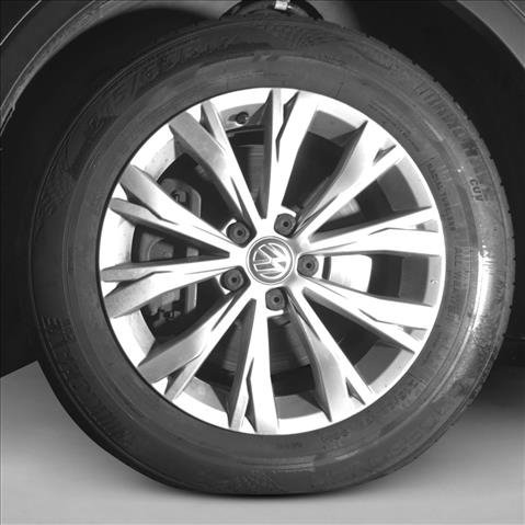 Used 2018 Volkswagen Tiguan S image 14