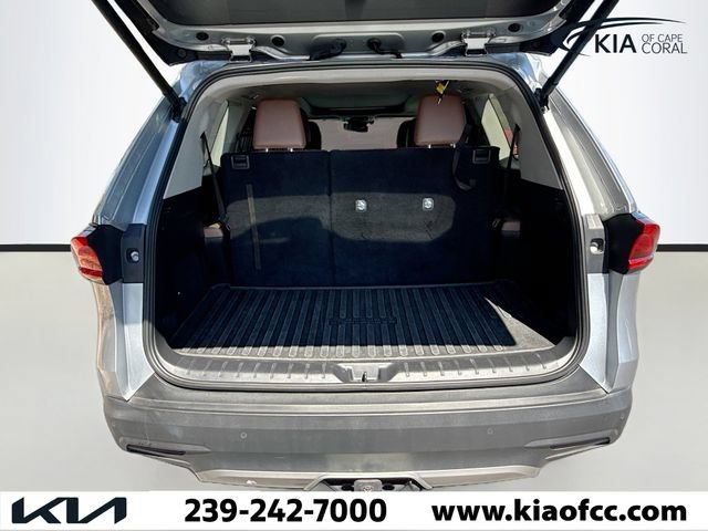 Used 2024 Toyota Grand Highlander AWD image 13