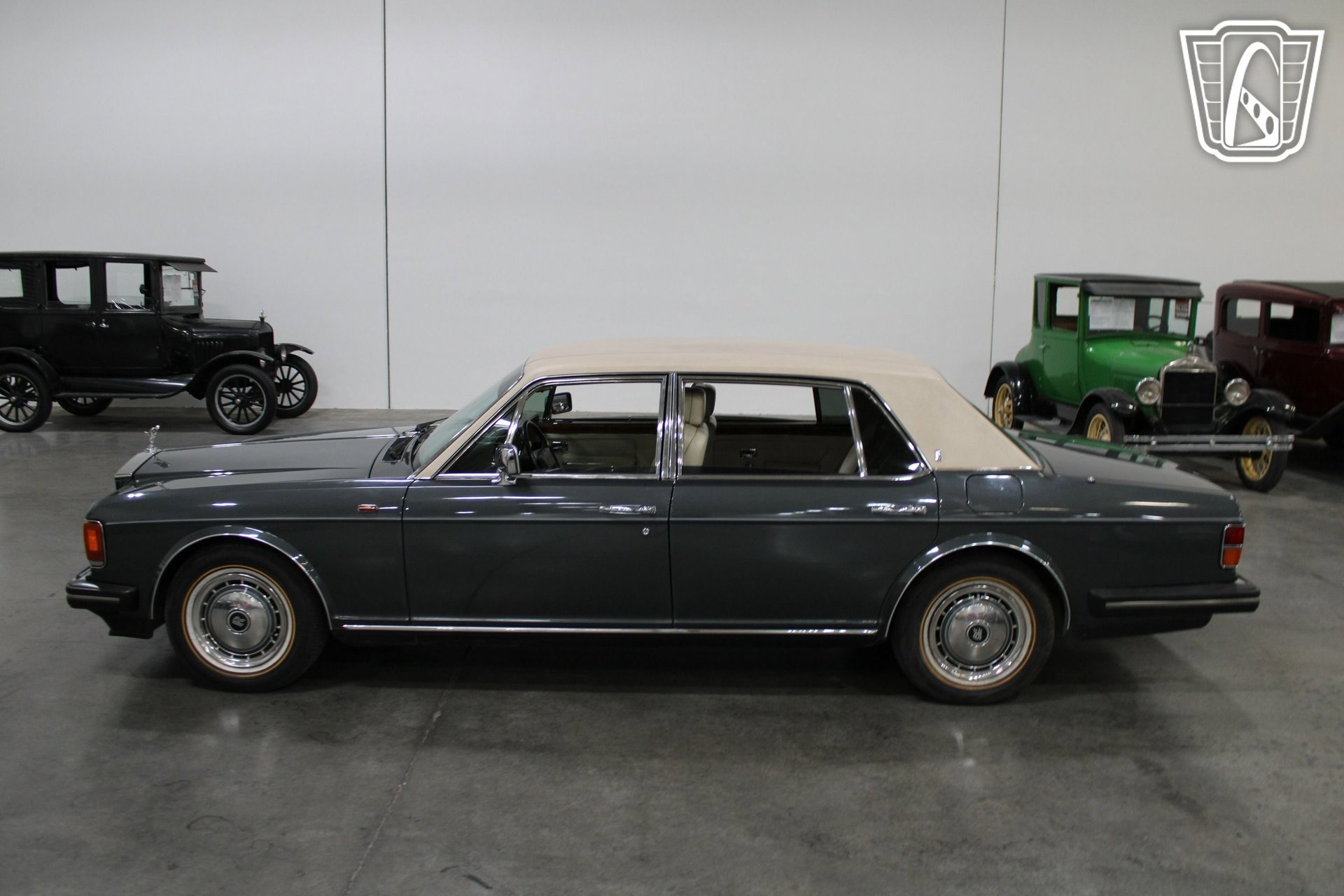 Used 1990 Rolls-Royce Silver Spur II image 12