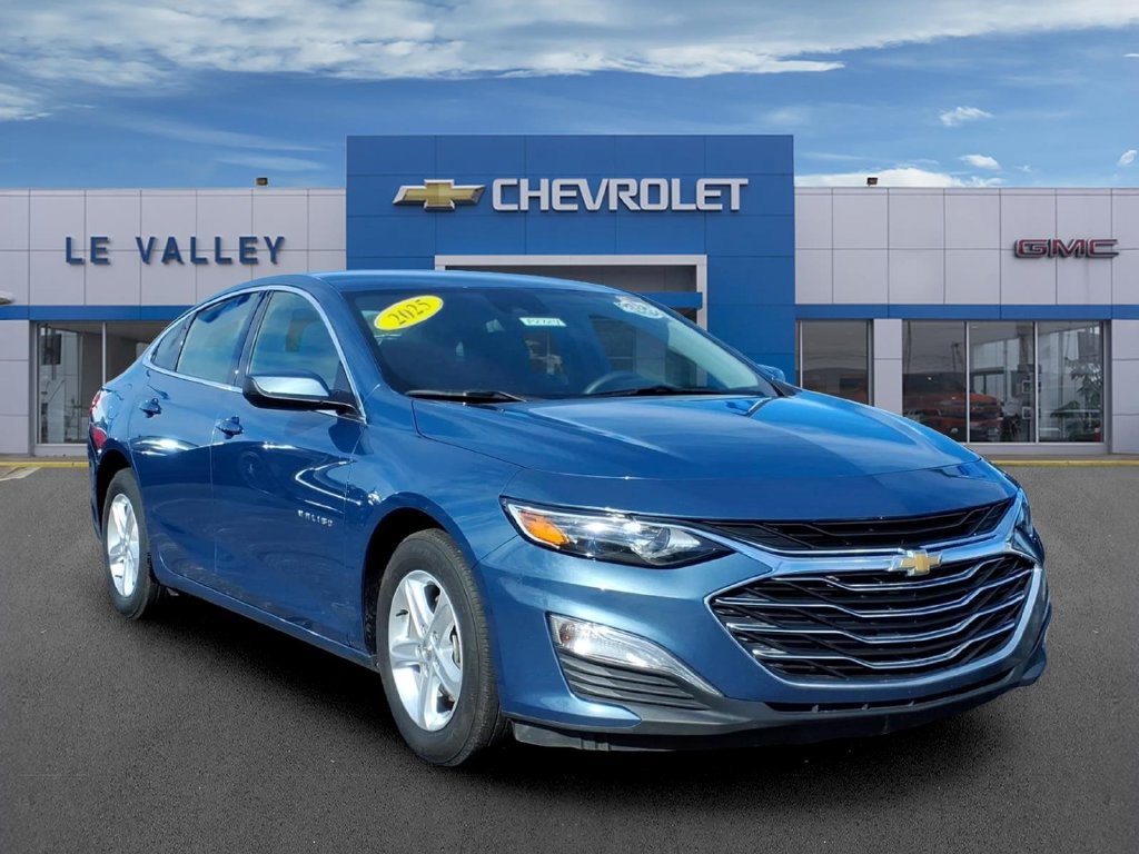 Used 2025 Chevrolet Malibu LS w/ Driver Confidence Package