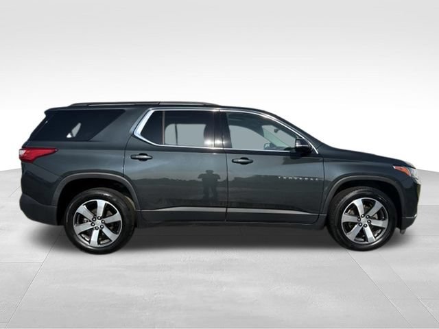 Used 2020 Chevrolet Traverse LT w/ LT Premium Package FWD image 24