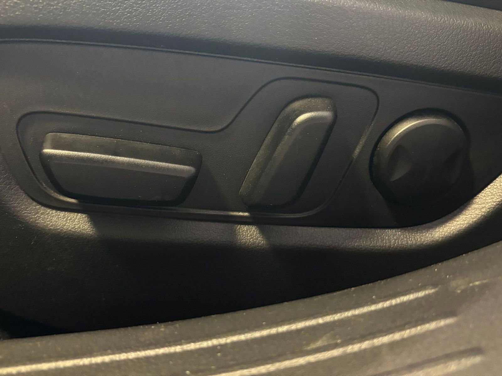 Used 2025 MAZDA CX-50 AWD 2.5 S w/ Preferred Package image 23