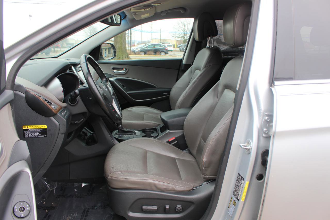 Used 2017 Hyundai Santa Fe SE w/ SE Premium Package 02 FWD image 13