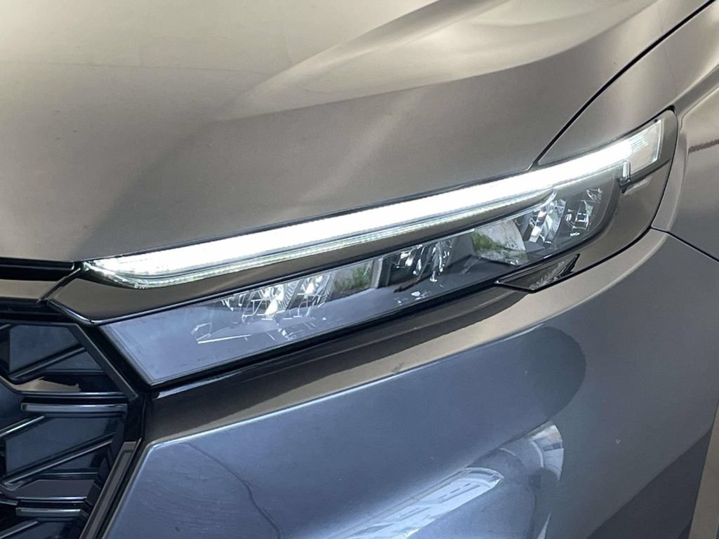 Used 2024 Honda CR-V Sport Touring image 9