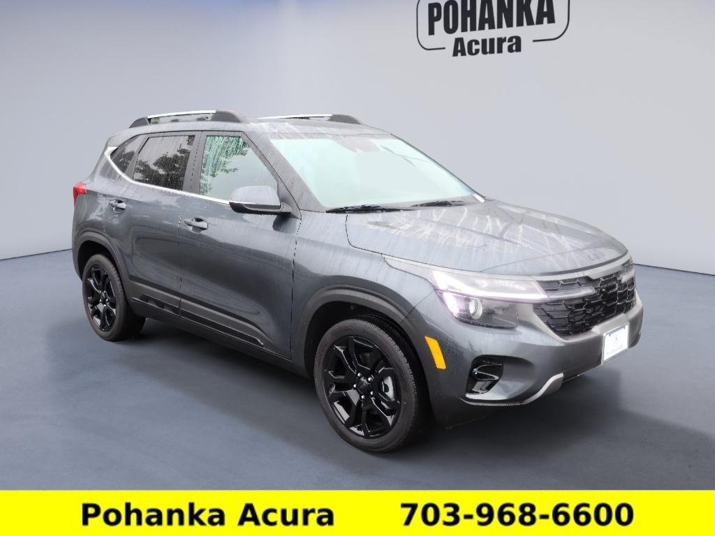 Used 2025 Kia Seltos X-Line