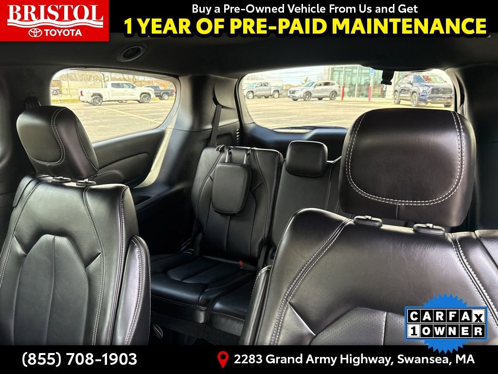Used 2025 Chrysler Pacifica Select image 18